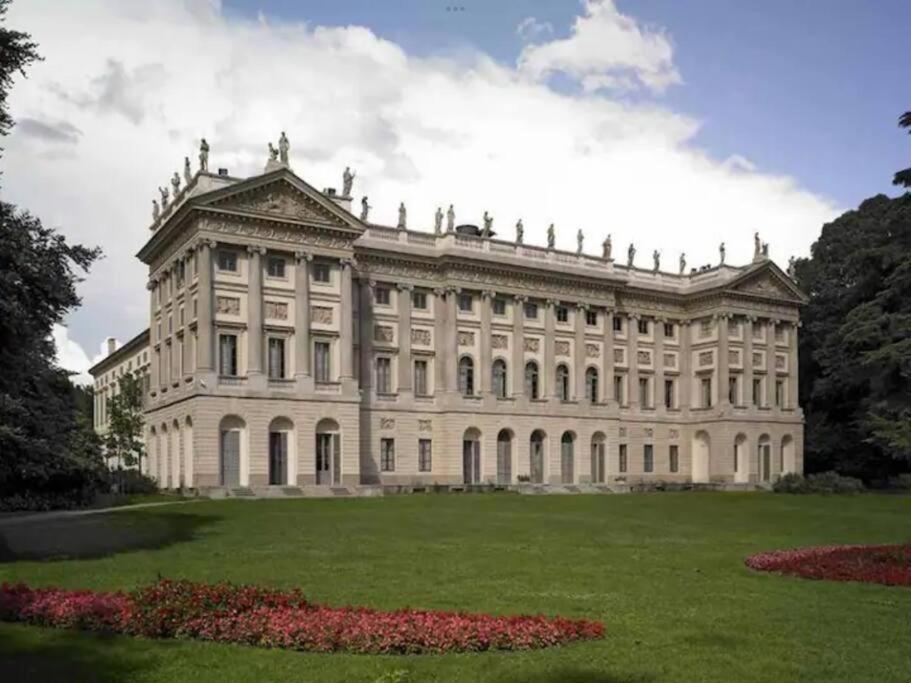 Apartment In Villa Milano エクステリア 写真
