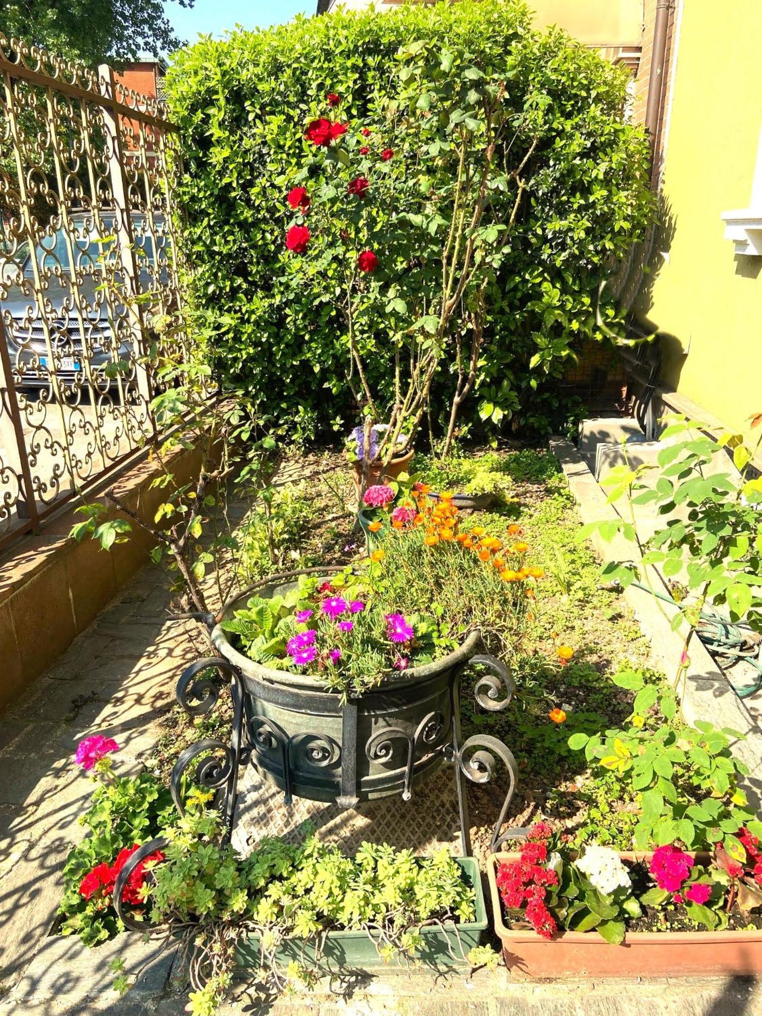 Apartment In Villa Milano エクステリア 写真